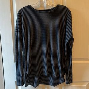 Frank and Eileen Tee Lab Navy stripe long-sleeve High-Low raw edged hem. Small